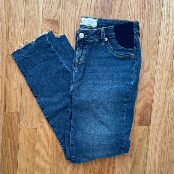 2L Maternity Jeans - Picture 2 of 6
